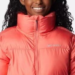 Columbia Women's Puffect™ Jacket Blush Pink -Outdoor Clothing Store 1864781 614 a2