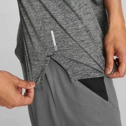 Puma Men's Favourite Heather Cat Training T-Shirt Black Heather 11 Puma Men's Favourite Heather Cat Training T-Shirt Black Heather -Outdoor Clothing Store 522352 01 mod04