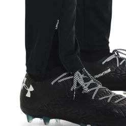 Under Armour Men's UA Challenger Training Joggers Black / White -Outdoor Clothing Store s7.v5 1365417 001 akcsr