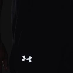 Under Armour Men's Iso-Chill Run 2-in-1 Shorts Black / Black / Reflective 18 Under Armour Men's Iso-Chill Run 2-in-1 Shorts Black / Black / Reflective -Outdoor Clothing Store v5 1364858 001 refl